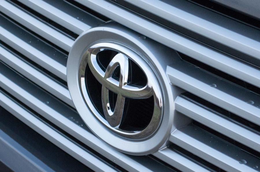  Toyota Tundra Platinum 4x4 2014 года  (фото 32 из 32)